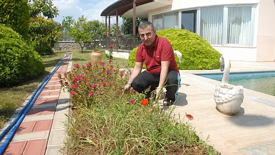Kaymakam Şahiner'in Evine Çat Kapı