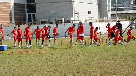 Fethiyespor'da hazırlıklar tamam