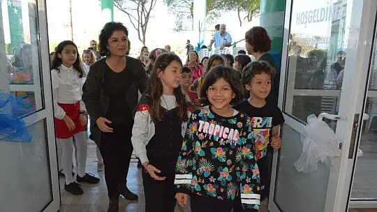 Öğrencilerin resim sergisi 3 gün açık