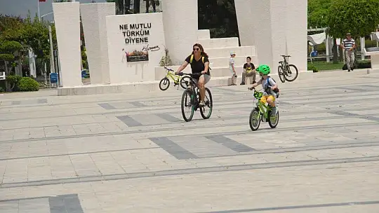 Fethiye'deki Sokaklar Yine Cıvıl Cıvıldı