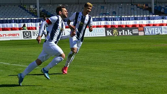 Kaptan Anıl, arkadaşına 'Kart görme' diye bağırdı