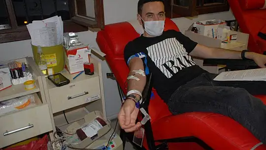 Beşiktaşlılar kan bağışında bulundu