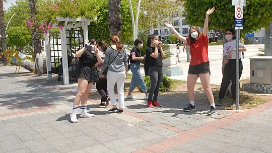 Gençlere 4 Saat İzin Yetmedi