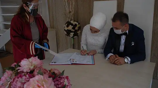 29 ülkeden 151 yabancı Fethiye'de evlendi