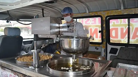 Regaib Kandili dolayısıyla lokma dağıtıldı