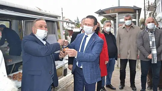 Regaib Kandili dolayısıyla lokma dağıtıldı