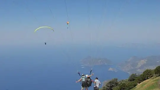 UÇUŞLAR BAYRAMDA ARTACAK