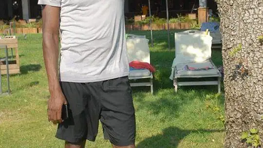 PATRİCK ETOGA FETHİYE'DE TATİL YAPIYOR