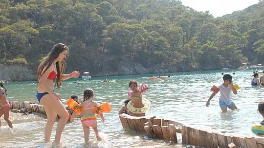 FETHİYE'DE BAYRAM YOĞUNLUĞU