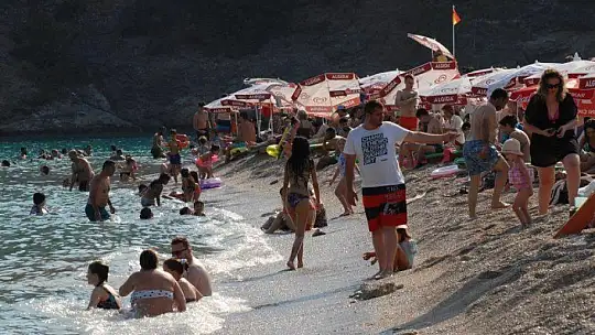 FETHİYE'DE BAYRAM YOĞUNLUĞU