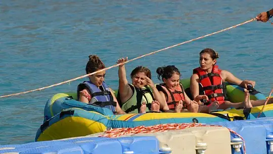 FETHİYE'DE BAYRAM YOĞUNLUĞU