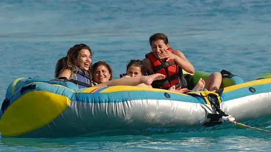 FETHİYE'DE BAYRAM YOĞUNLUĞU