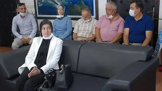 AK PARTİ'DEN KAYMAKAMA ZİYARET