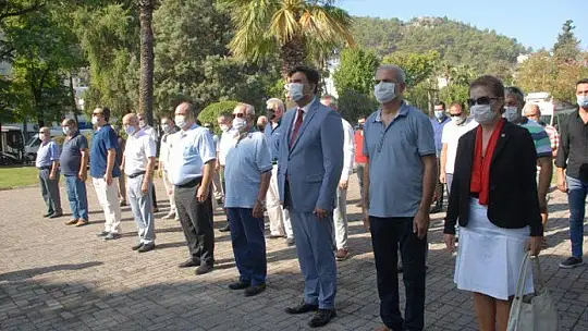 CHP FETHİYE'DE DE 97. YAŞINI KUTLADI