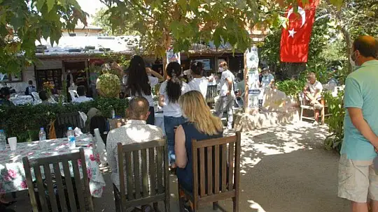 FETHİYE'DE 'COVİD-SİZ YAŞAM' ANLATILIYOR