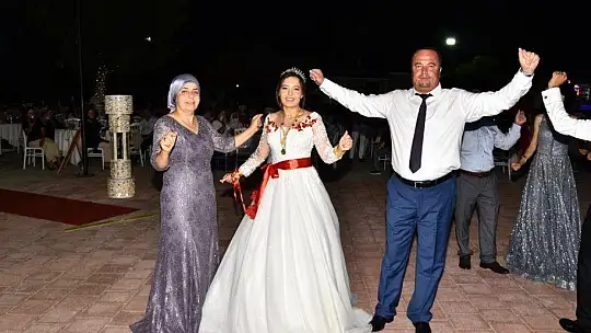 ARICI VE AKIN AİLELERİNİN EN MUTLU GÜNÜ