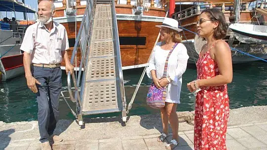 LİVERPOOL BELEDİYE BAŞKANI ROTHERY EŞSİZ GÜZELLİKTEKİ KOYLARI GEZDİ