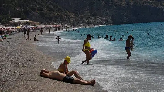 ÖLÜDENİZ SAHİLLERİ HALA CIVIL CIVIL