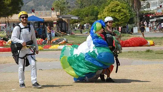 ÖLÜDENİZ SAHİLLERİ HALA CIVIL CIVIL