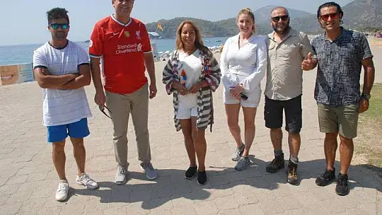 LİVERPOOL BELEDİYE BAŞKANI YAMAÇ PARAŞÜTÜ İLE UÇTU