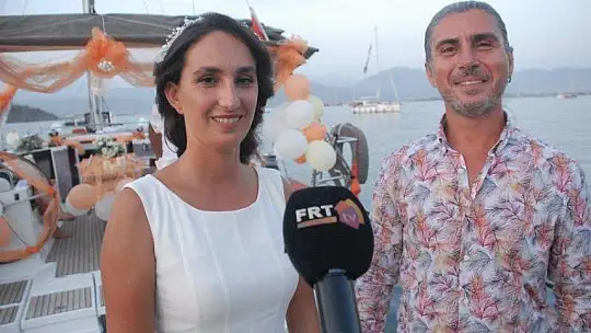 FETHİYE'DE TEKNEDE NİKÂH