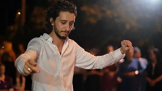 Begüm ile Mert çiftinin kına merasimi düzenlendi