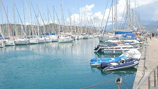 Deniz Turizmi Başladı