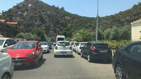 EYYAM-I BAHUR SICAKLARINDAN NEFES ALABİLMEK İÇİN ÖLÜDENİZ'E AKIN ETTİLER