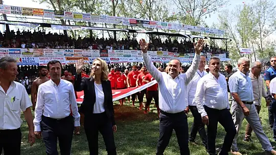 Bayrak Seromonisi Yapıldı