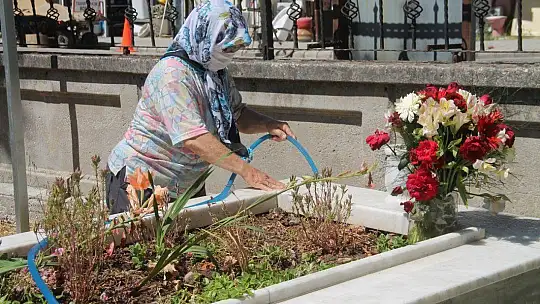 Şehit Ailelerinin Hüzünlü Bayramı