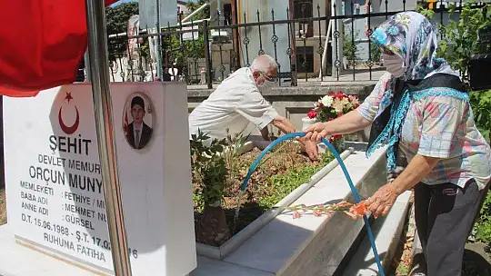 Şehit Ailelerinin Hüzünlü Bayramı