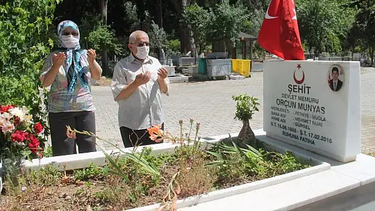 Şehit Ailelerinin Hüzünlü Bayramı