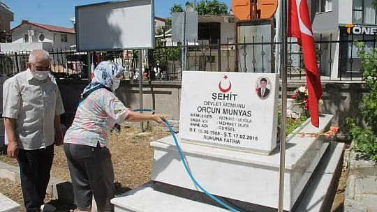 Şehit Ailelerinin Hüzünlü Bayramı