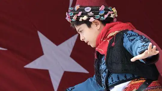 23 Nisan çoşkuyla kutlandı