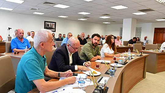 BELEDİYE MECLİSİ BÜTÇEYİ OYLADI