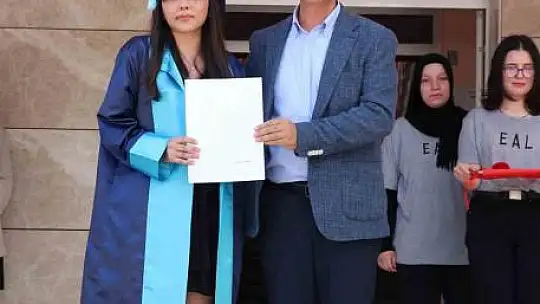 Ermaş Anadolu Lisesi'nde mezuniyet sevinci
