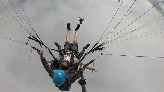 FETHİYE'DE GÖKYÜZÜNDE EVLİLİK TEKLİFİ