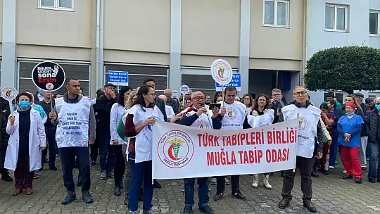 DOKTORLAR 12.12.2022 TARİHİNDE ŞİDDETLE İLGİLİ AÇIKLAMA YAPTI
