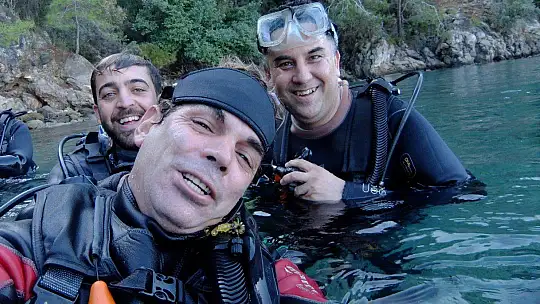 Denizaltında Muhteşem Sergi