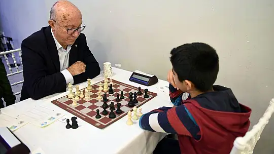 Fethiye Belediyesi Satranç Turnuvası Başladı