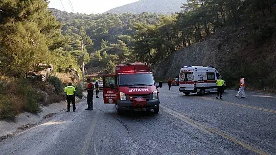 Fethiye'de otomobil takla attı: 2 yaralı