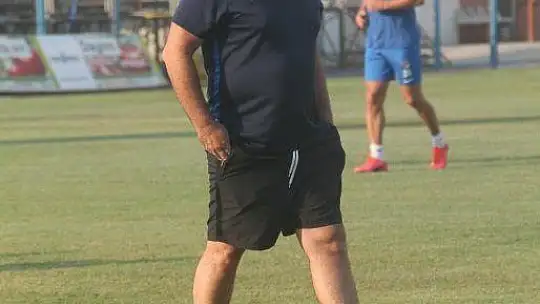 Kurtuluş, 'Kulüpler ve futbolcular mağdur oldu'