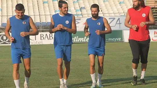 Kurtuluş, 'Kulüpler ve futbolcular mağdur oldu'