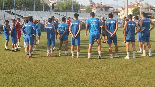 Kurtuluş, 'Kulüpler ve futbolcular mağdur oldu'