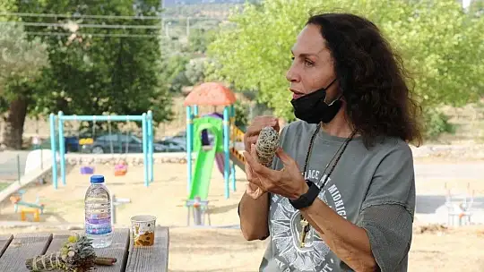 Gençlik Tarım Kampı'na Sertab Erener'den Destek