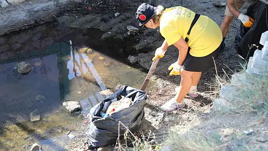 Gümbet Dolgu Alanı Temizlendi