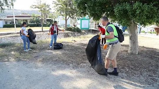 Gümbet Dolgu Alanı Temizlendi