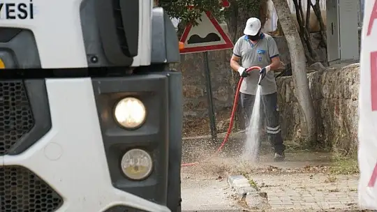 70 personel ile her gün mıntıka temizliği gerçekleşiyor 