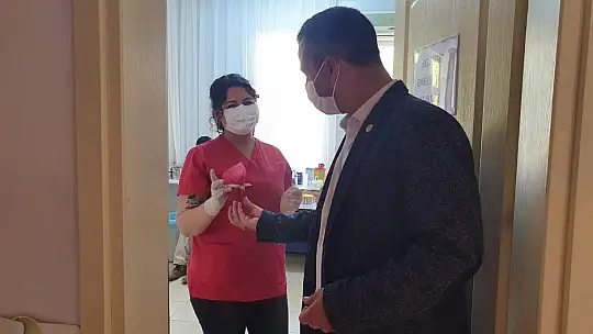 CHP'li Erbay: Cefakar hemşirelerimizin günü kutlu olsun