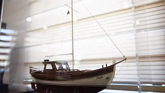 Hayırsever İş İnsanından Karaca'ya Ziyaret